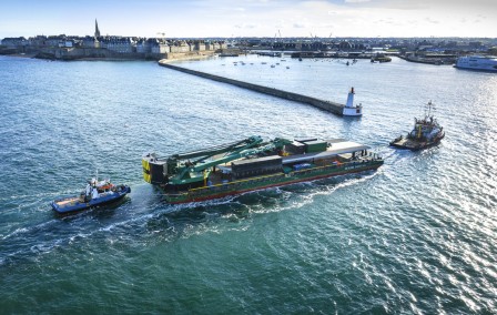 Arrivée barge St-Malo_drone © Jérôme Sevrette (3).jpg